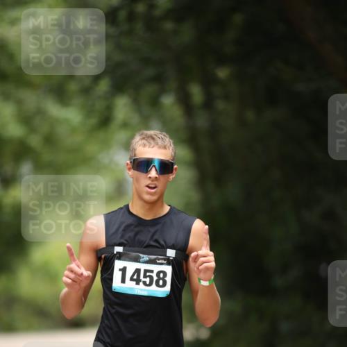 30.08.2026 - Elbe Triathlon Hamburg Antke Förster http://msf.ph/oto/10104714 30.08.2026 11:55:54 Laufen 1458 meine-sportfotos.de