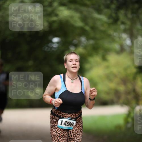 30.08.2026 - Elbe Triathlon Hamburg Antke Förster http://msf.ph/oto/10104748 30.08.2026 11:56:22 Laufen 1496 meine-sportfotos.de