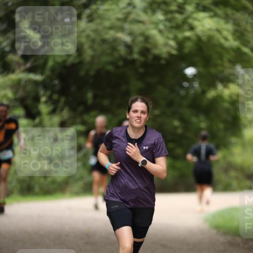 30.08.2026 - Elbe Triathlon Hamburg Antke Förster http://msf.ph/oto/10104762 30.08.2026 11:56:36 Laufen  meine-sportfotos.de