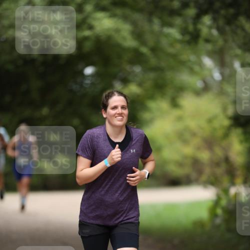 30.08.2026 - Elbe Triathlon Hamburg Antke Förster http://msf.ph/oto/10104764 30.08.2026 11:56:36 Laufen  meine-sportfotos.de