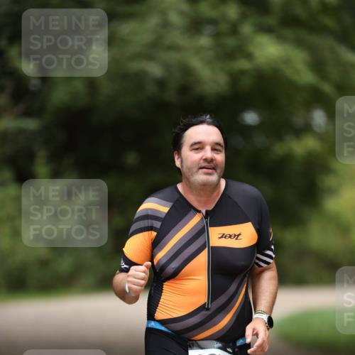 30.08.2026 - Elbe Triathlon Hamburg Antke Förster http://msf.ph/oto/10104780 30.08.2026 11:56:45 Laufen 1250 meine-sportfotos.de