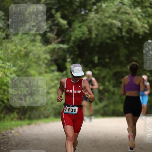 30.08.2026 - Elbe Triathlon Hamburg Antke Förster http://msf.ph/oto/10104788 30.08.2026 11:57:20 Laufen 1131 meine-sportfotos.de