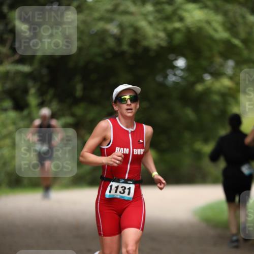30.08.2026 - Elbe Triathlon Hamburg Antke Förster http://msf.ph/oto/10104790 30.08.2026 11:57:21 Laufen 1131 meine-sportfotos.de