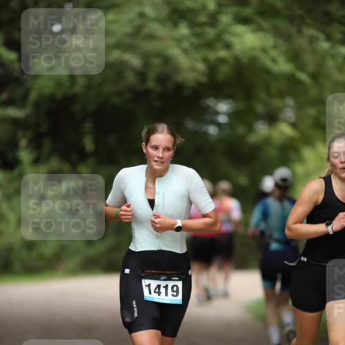 30.08.2026 - Elbe Triathlon Hamburg Antke Förster http://msf.ph/oto/10104844 30.08.2026 11:57:57 Laufen 1419 meine-sportfotos.de