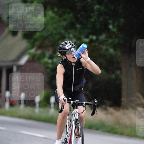 30.08.2026 - Elbe Triathlon Hamburg Michael Burmester http://msf.ph/oto/10113041 30.08.2026 15:44:04 Radfahren 132 meine-sportfotos.de