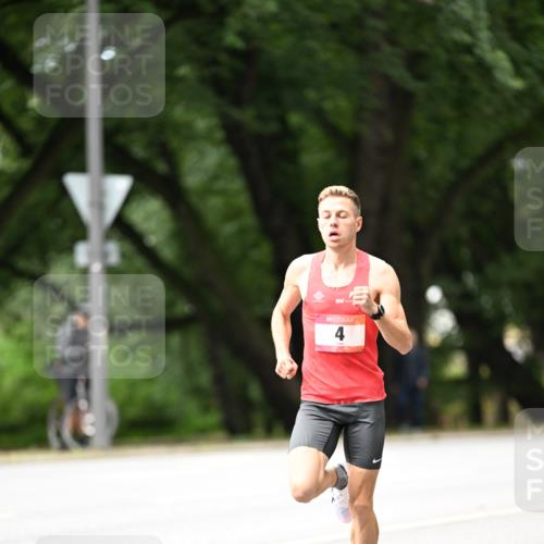 06.09.2026 - CURREX Alsterlauf Dr. Thomas Lammeyer http://msf.ph/oto/10113083 06.09.2026 09:03:54 Laufen  meine-sportfotos.de
