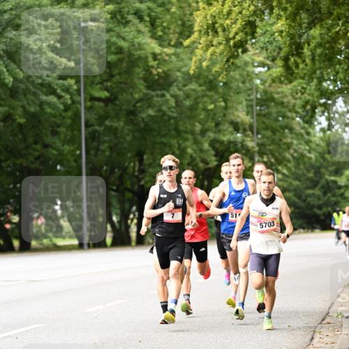 06.09.2026 - CURREX Alsterlauf Dr. Thomas Lammeyer http://msf.ph/oto/10113104 06.09.2026 09:04:13 Laufen 511, 5703 meine-sportfotos.de