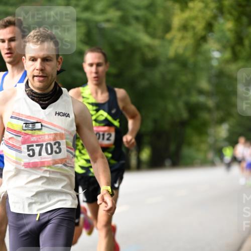 06.09.2026 - CURREX Alsterlauf Dr. Thomas Lammeyer http://msf.ph/oto/10113119 06.09.2026 09:04:16 Laufen 5703, 012 meine-sportfotos.de