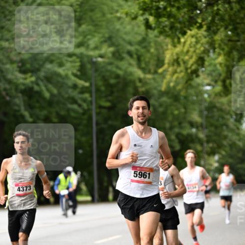 06.09.2026 - CURREX Alsterlauf Dr. Thomas Lammeyer http://msf.ph/oto/10113174 06.09.2026 09:04:25 Laufen 4373, 5961, 3, 4134 meine-sportfotos.de