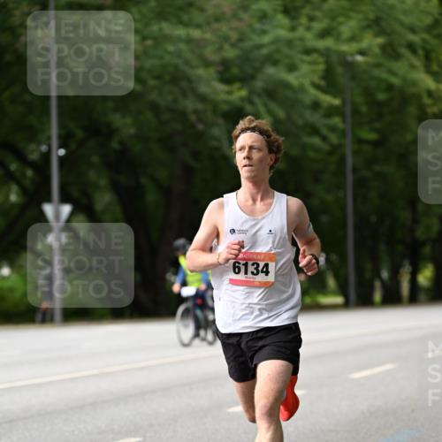 06.09.2026 - CURREX Alsterlauf Dr. Thomas Lammeyer http://msf.ph/oto/10113187 06.09.2026 09:04:27 Laufen 6134 meine-sportfotos.de