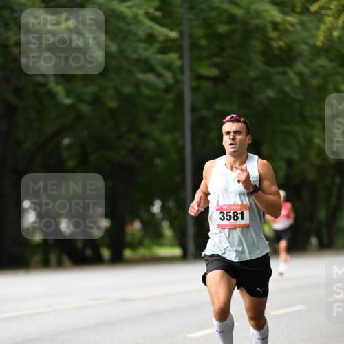 06.09.2026 - CURREX Alsterlauf Dr. Thomas Lammeyer http://msf.ph/oto/10113196 06.09.2026 09:04:29 Laufen 3581 meine-sportfotos.de
