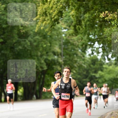 06.09.2026 - CURREX Alsterlauf Dr. Thomas Lammeyer http://msf.ph/oto/10113202 06.09.2026 09:04:30 Laufen 6076 meine-sportfotos.de