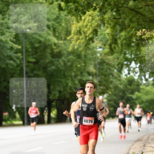 06.09.2026 - CURREX Alsterlauf Dr. Thomas Lammeyer http://msf.ph/oto/10113207 06.09.2026 09:04:31 Laufen 5, 6076 meine-sportfotos.de
