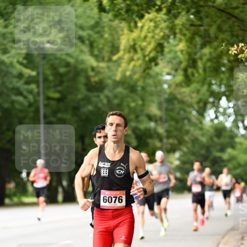 06.09.2026 - CURREX Alsterlauf Dr. Thomas Lammeyer http://msf.ph/oto/10113212 06.09.2026 09:04:32 Laufen 6076 meine-sportfotos.de