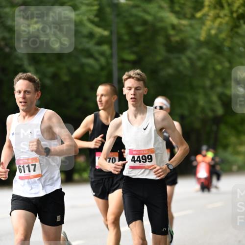 06.09.2026 - CURREX Alsterlauf Dr. Thomas Lammeyer http://msf.ph/oto/10113256 06.09.2026 09:04:39 Laufen 6117, 70, 4499 meine-sportfotos.de