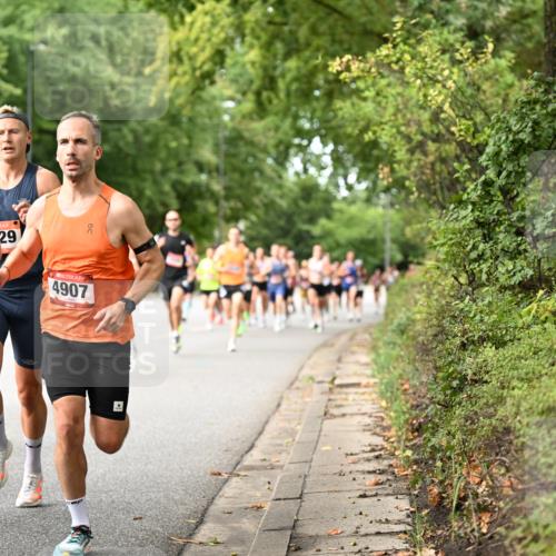 06.09.2026 - CURREX Alsterlauf Dr. Thomas Lammeyer http://msf.ph/oto/10113301 06.09.2026 09:04:47 Laufen 5039, 29, 4907 meine-sportfotos.de