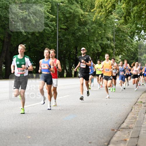 06.09.2026 - CURREX Alsterlauf Dr. Thomas Lammeyer http://msf.ph/oto/10113306 06.09.2026 09:04:49 Laufen 24, 5304, 5045, 3035, 5545, 5994, 5455, 617 meine-sportfotos.de