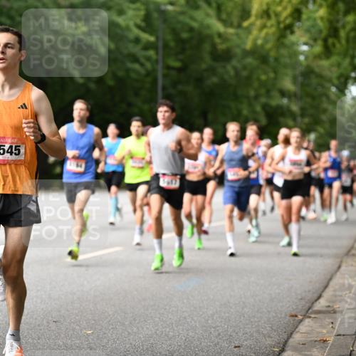 06.09.2026 - CURREX Alsterlauf Dr. Thomas Lammeyer http://msf.ph/oto/10113328 06.09.2026 09:04:52 Laufen 5545, 1984, 5617 meine-sportfotos.de