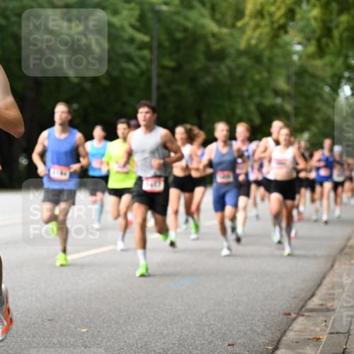 06.09.2026 - CURREX Alsterlauf Dr. Thomas Lammeyer http://msf.ph/oto/10113329 06.09.2026 09:04:52 Laufen 5545 meine-sportfotos.de