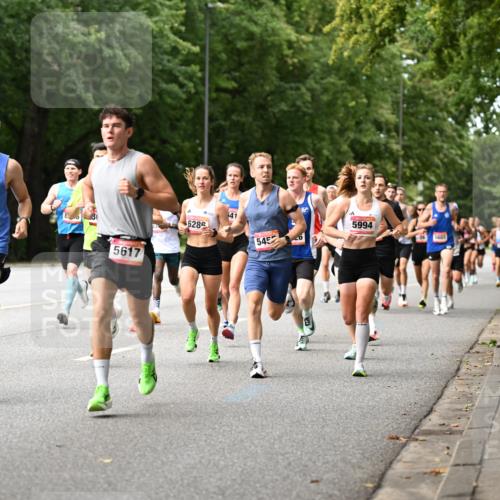 06.09.2026 - CURREX Alsterlauf Dr. Thomas Lammeyer http://msf.ph/oto/10113333 06.09.2026 09:04:52 Laufen 194, 5617, 628, 41, 5994, 545 meine-sportfotos.de