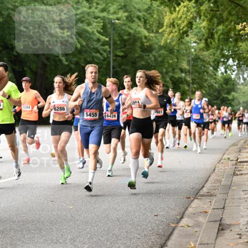 06.09.2026 - CURREX Alsterlauf Dr. Thomas Lammeyer http://msf.ph/oto/10113340 06.09.2026 09:04:53 Laufen 5617, 3035, 5004, 8304, 6286, 5455, 3981, 6426 meine-sportfotos.de