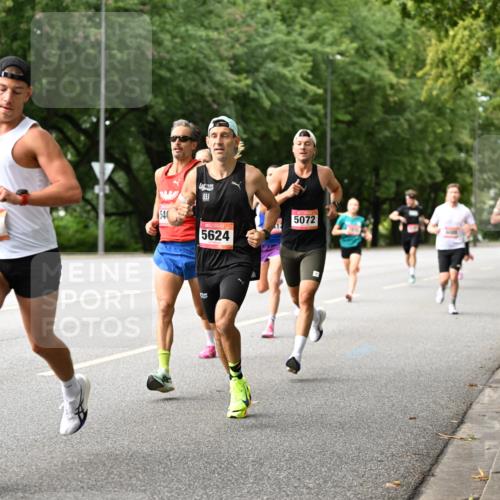 06.09.2026 - CURREX Alsterlauf Dr. Thomas Lammeyer http://msf.ph/oto/10113396 06.09.2026 09:05:02 Laufen 8177, 540, 5624, 5072 meine-sportfotos.de