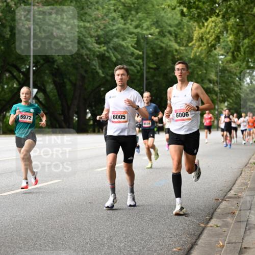 06.09.2026 - CURREX Alsterlauf Dr. Thomas Lammeyer http://msf.ph/oto/10113414 06.09.2026 09:05:04 Laufen 5972, 6005, 8039, 6006 meine-sportfotos.de
