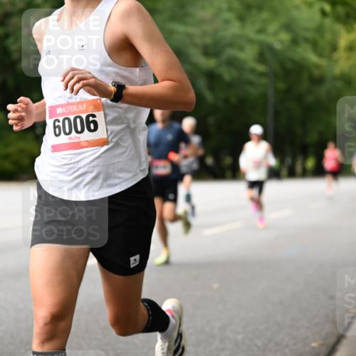 06.09.2026 - CURREX Alsterlauf Dr. Thomas Lammeyer http://msf.ph/oto/10113423 06.09.2026 09:05:06 Laufen 6006 meine-sportfotos.de