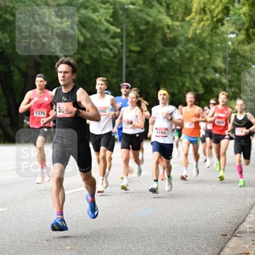 06.09.2026 - CURREX Alsterlauf Dr. Thomas Lammeyer http://msf.ph/oto/10113444 06.09.2026 09:05:10 Laufen 5375, 3, 802, 500, 8349, 4160 meine-sportfotos.de
