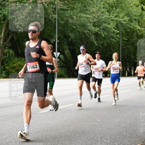 06.09.2026 - CURREX Alsterlauf Dr. Thomas Lammeyer http://msf.ph/oto/10113472 06.09.2026 09:05:14 Laufen 2562, 6004, 420, 6003, 4678 meine-sportfotos.de