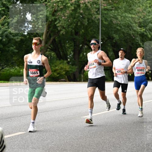 06.09.2026 - CURREX Alsterlauf Dr. Thomas Lammeyer http://msf.ph/oto/10113477 06.09.2026 09:05:15 Laufen 5665, 6004, 420, 6003, 4678 meine-sportfotos.de