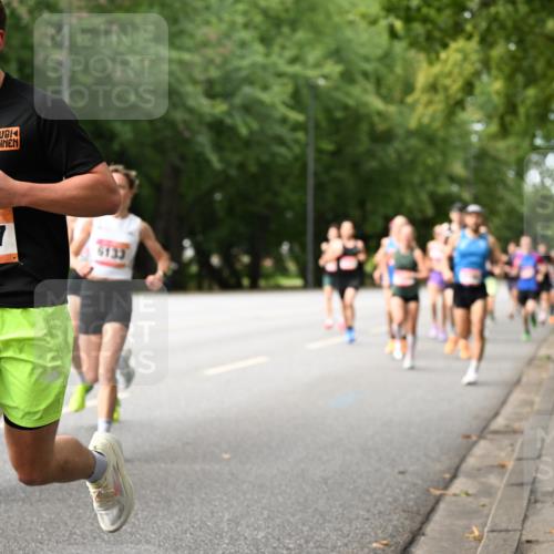 06.09.2026 - CURREX Alsterlauf Dr. Thomas Lammeyer http://msf.ph/oto/10113520 06.09.2026 09:05:22 Laufen 5637, 5133 meine-sportfotos.de