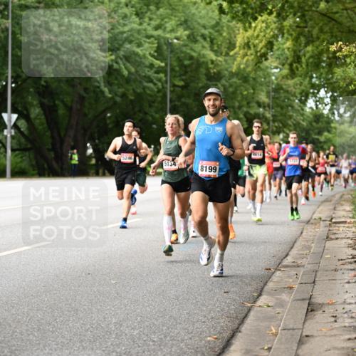 06.09.2026 - CURREX Alsterlauf Dr. Thomas Lammeyer http://msf.ph/oto/10113531 06.09.2026 09:05:23 Laufen 1371, 4614, 5246, 5134, 8199, 5727 meine-sportfotos.de