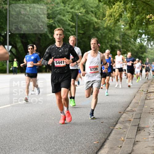 06.09.2026 - CURREX Alsterlauf Dr. Thomas Lammeyer http://msf.ph/oto/10113598 06.09.2026 09:05:33 Laufen 040, 22, 5441, 5739 meine-sportfotos.de