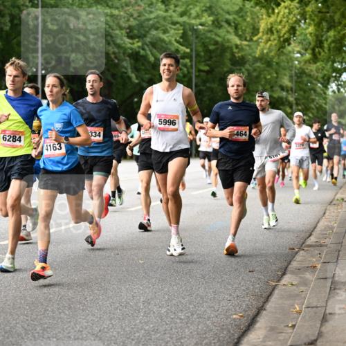 06.09.2026 - CURREX Alsterlauf Dr. Thomas Lammeyer http://msf.ph/oto/10113621 06.09.2026 09:05:36 Laufen 2326, 6284, 334, 4, 99, 4163, 5996, 464, 670, 3378 meine-sportfotos.de