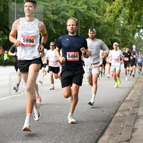 06.09.2026 - CURREX Alsterlauf Dr. Thomas Lammeyer http://msf.ph/oto/10113626 06.09.2026 09:05:37 Laufen 5334, 4, 5996, 6132, 5464, 6101 meine-sportfotos.de