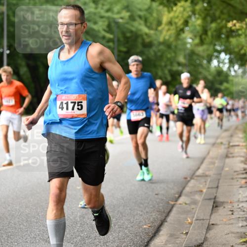 06.09.2026 - CURREX Alsterlauf Dr. Thomas Lammeyer http://msf.ph/oto/10113675 06.09.2026 09:05:44 Laufen 4175, 5663 meine-sportfotos.de