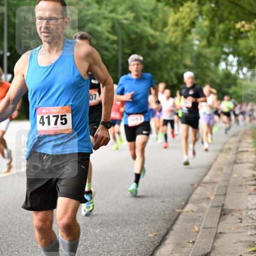 06.09.2026 - CURREX Alsterlauf Dr. Thomas Lammeyer http://msf.ph/oto/10113676 06.09.2026 09:05:44 Laufen 4175, 07 meine-sportfotos.de