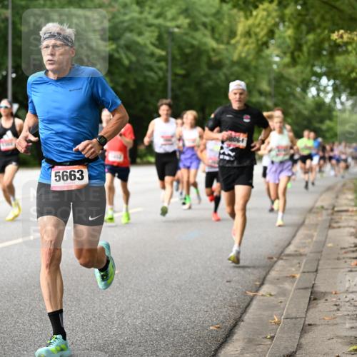 06.09.2026 - CURREX Alsterlauf Dr. Thomas Lammeyer http://msf.ph/oto/10113683 06.09.2026 09:05:45 Laufen 5663 meine-sportfotos.de