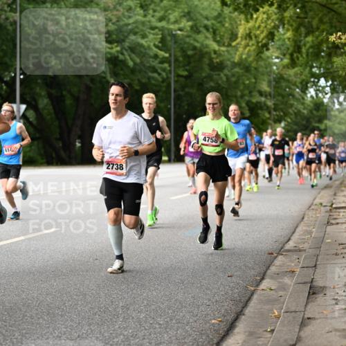 06.09.2026 - CURREX Alsterlauf Dr. Thomas Lammeyer http://msf.ph/oto/10113716 06.09.2026 09:05:50 Laufen 3667, 61, 2738, 4758 meine-sportfotos.de