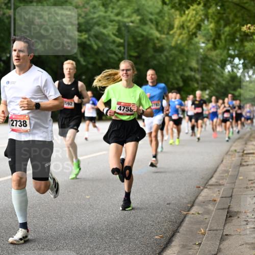 06.09.2026 - CURREX Alsterlauf Dr. Thomas Lammeyer http://msf.ph/oto/10113720 06.09.2026 09:05:51 Laufen 6140, 2738, 592, 4758 meine-sportfotos.de