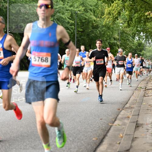 06.09.2026 - CURREX Alsterlauf Dr. Thomas Lammeyer http://msf.ph/oto/10113764 06.09.2026 09:05:57 Laufen 93972, 51, 3, 5768, 200, 6122, 2831, 2723, 6024 meine-sportfotos.de