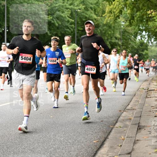 06.09.2026 - CURREX Alsterlauf Dr. Thomas Lammeyer http://msf.ph/oto/10113812 06.09.2026 09:06:04 Laufen 226, 5991, 5404, 5554, 5112, 4657, 2170 meine-sportfotos.de
