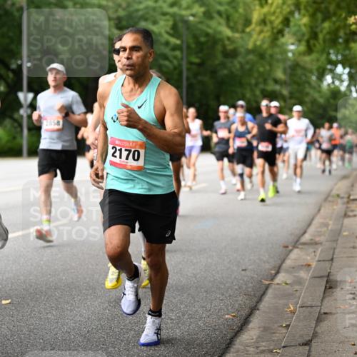 06.09.2026 - CURREX Alsterlauf Dr. Thomas Lammeyer http://msf.ph/oto/10113829 06.09.2026 09:06:07 Laufen 03, 2858, 2170 meine-sportfotos.de