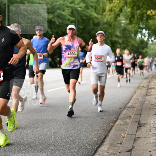 06.09.2026 - CURREX Alsterlauf Dr. Thomas Lammeyer http://msf.ph/oto/10113844 06.09.2026 09:06:10 Laufen 3258, 8709, 4893, 5541 meine-sportfotos.de