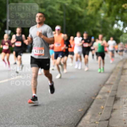 06.09.2026 - CURREX Alsterlauf Dr. Thomas Lammeyer http://msf.ph/oto/10113874 06.09.2026 09:06:14 Laufen 4277 meine-sportfotos.de