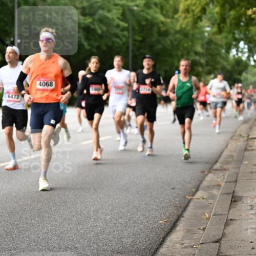 06.09.2026 - CURREX Alsterlauf Dr. Thomas Lammeyer http://msf.ph/oto/10113881 06.09.2026 09:06:15 Laufen 6381, 6472, 4068 meine-sportfotos.de