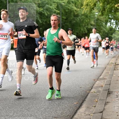 06.09.2026 - CURREX Alsterlauf Dr. Thomas Lammeyer http://msf.ph/oto/10113892 06.09.2026 09:06:17 Laufen 3771, 371 meine-sportfotos.de
