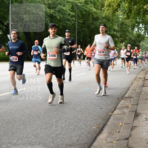 06.09.2026 - CURREX Alsterlauf Dr. Thomas Lammeyer http://msf.ph/oto/10113901 06.09.2026 09:06:18 Laufen 3753, 3238, 2610, 2245, 2406, 5675 meine-sportfotos.de
