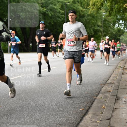 06.09.2026 - CURREX Alsterlauf Dr. Thomas Lammeyer http://msf.ph/oto/10113907 06.09.2026 09:06:19 Laufen 38, 2406, 2245, 5675 meine-sportfotos.de